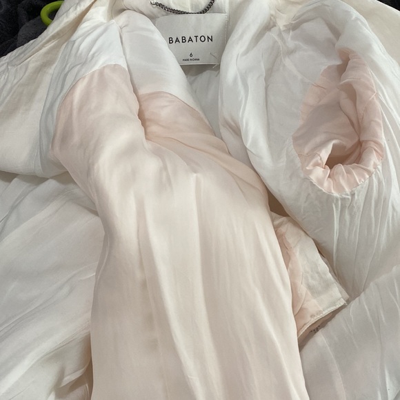 NWOT Babaton Cross Breath Cream Blazer Size 6 - Picture 14 of 16